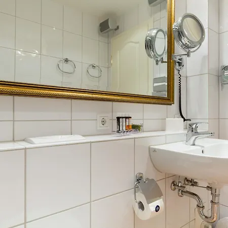 Normannenweg App 4d דירה