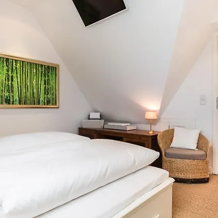 Normannenweg App 4d *