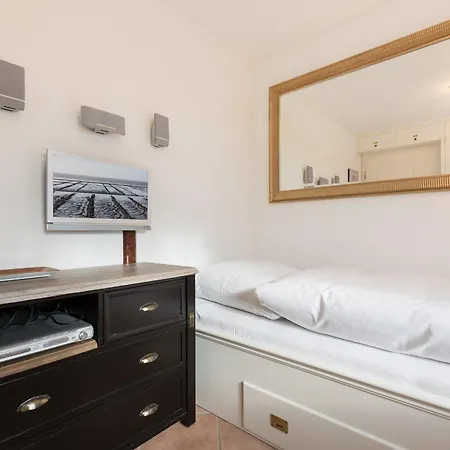 Normannenweg App 4d דירה